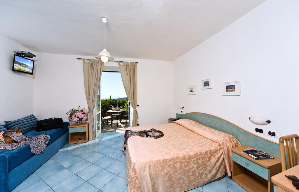 Forio di Ischia Hotel Poggio Del Sole חדר תמונה
